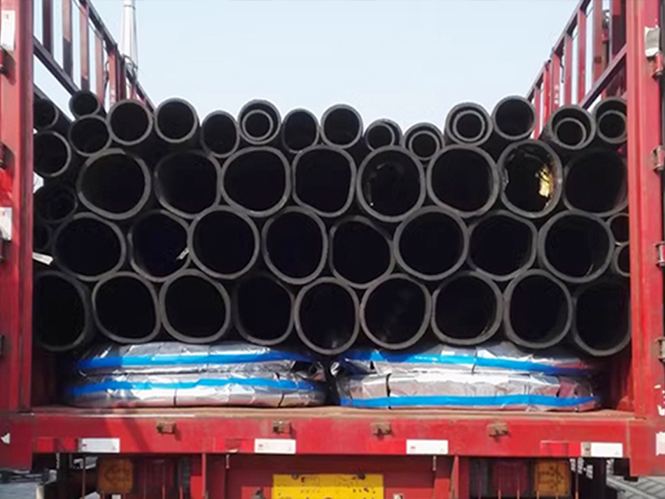 黑龍江客戶大口徑吸排管.jpg 黑龍江客戶大口徑吸排管.jpg